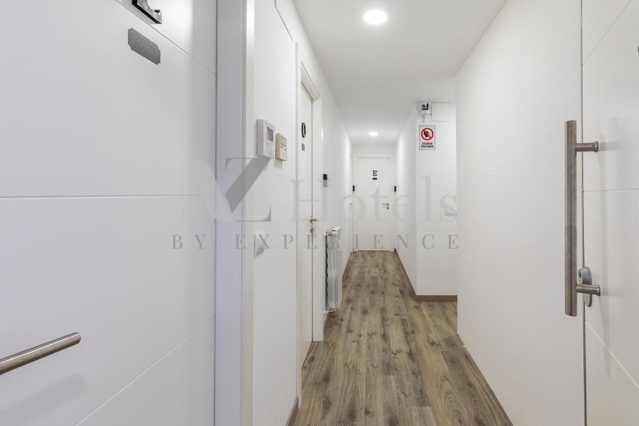 Ayz Villegas - Auto Check-In Property Madrid Exterior photo