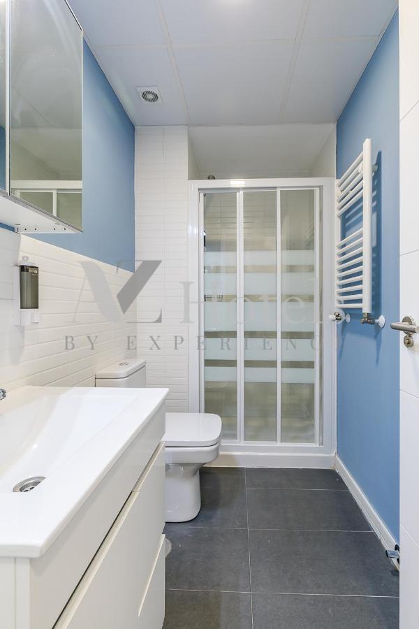Ayz Villegas - Auto Check-In Property Madrid Exterior photo
